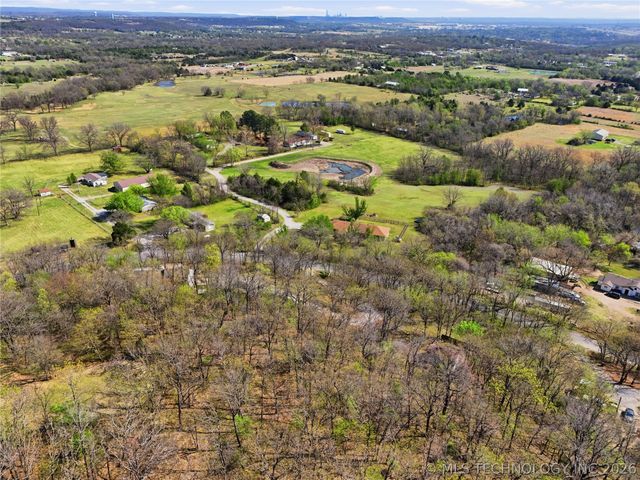 9608 W 71st Street S, Tulsa, OK 74131