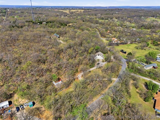 9608 W 71st Street S, Tulsa, OK 74131