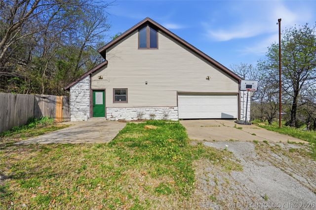 9608 W 71st Street S, Tulsa, OK 74131