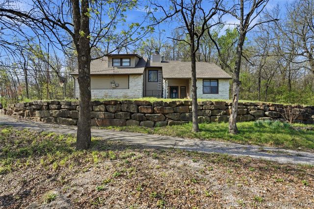 9608 W 71st Street S, Tulsa, OK 74131