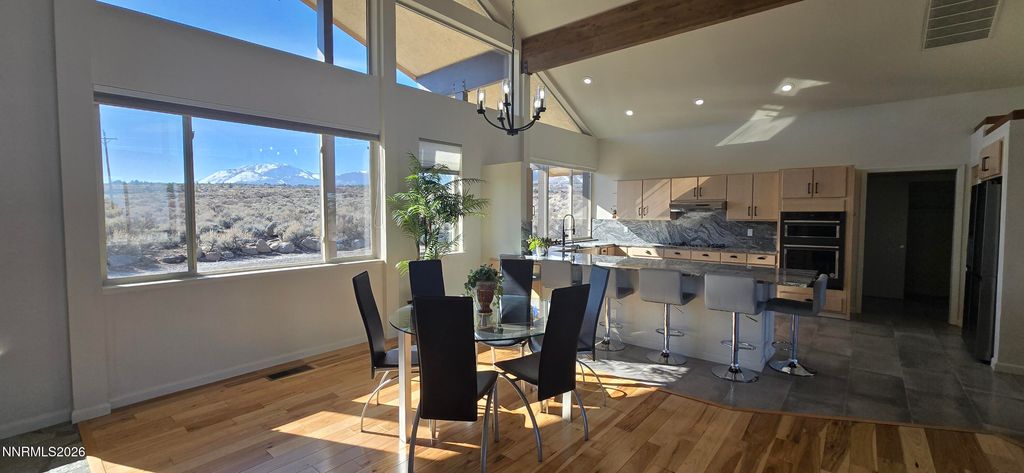 Image 16 of property listing at 13120 Welcome Way, Reno, NV 89511