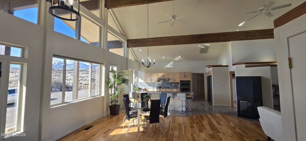 Image 19 of property listing at 13120 Welcome Way, Reno, NV 89511