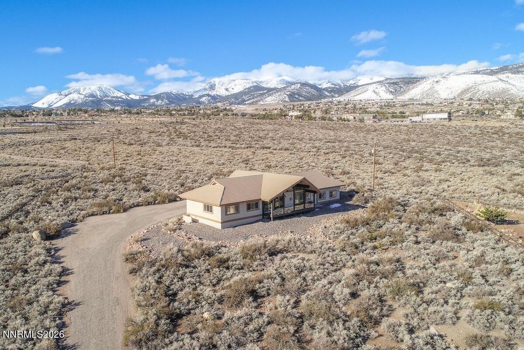 Image 3 of property listing at 13120 Welcome Way, Reno, NV 89511