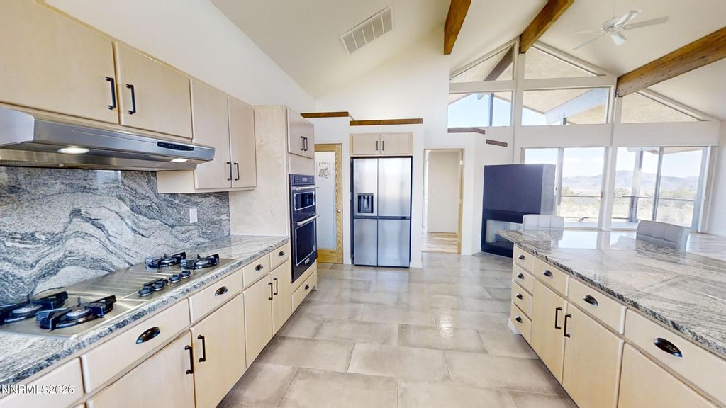 Image 6 of property listing at 13120 Welcome Way, Reno, NV 89511