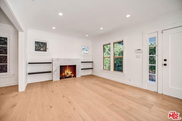 951 N Hilldale, West Hollywood, CA 90069