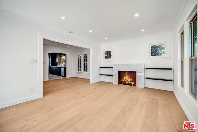 951 N Hilldale, West Hollywood, CA 90069