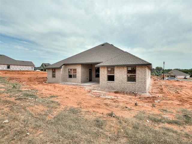 2133 Preserve Edge Drive, Edmond, OK 73034