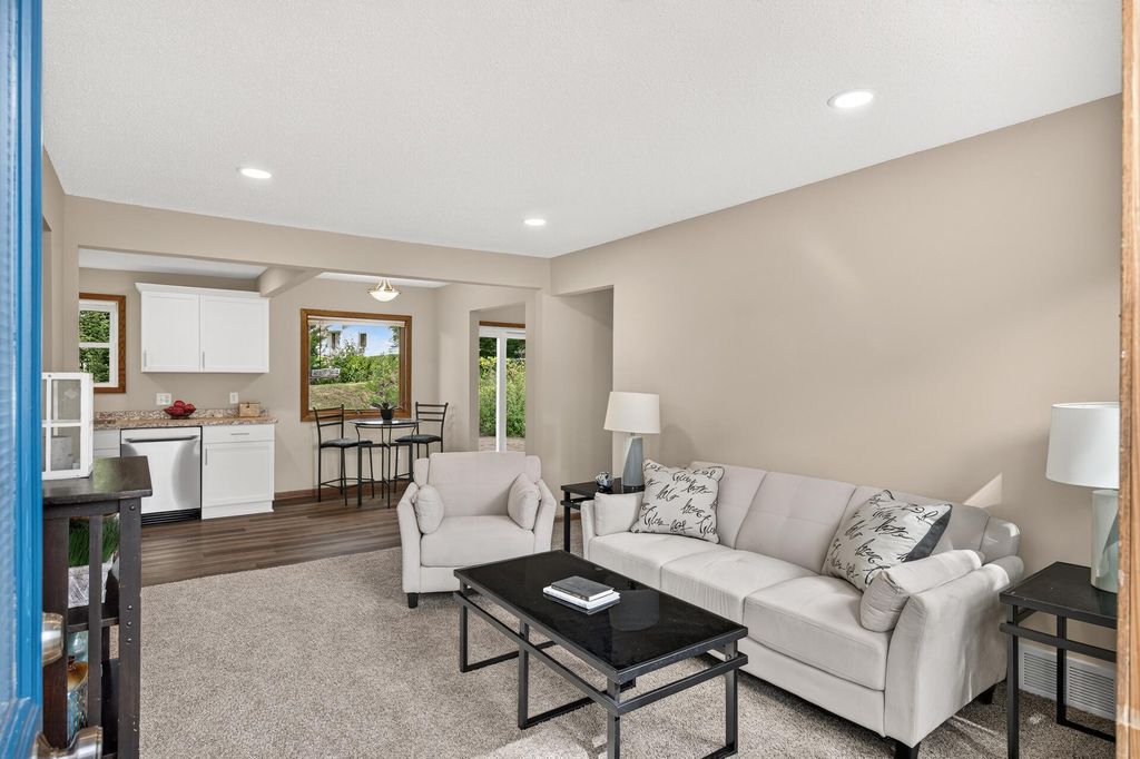 651 46 1/2 Avenue NE, Columbia Heights, MN 55421 — photo 3