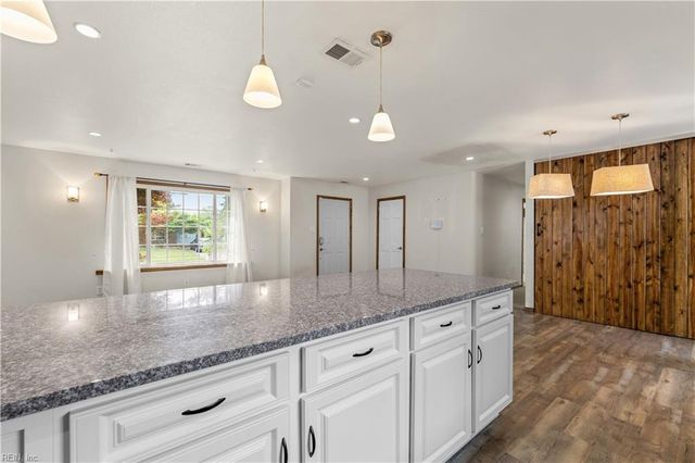 437 Malibu DR, Virginia Beach, VA 23452