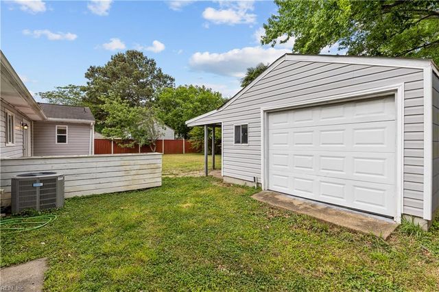 437 Malibu DR, Virginia Beach, VA 23452