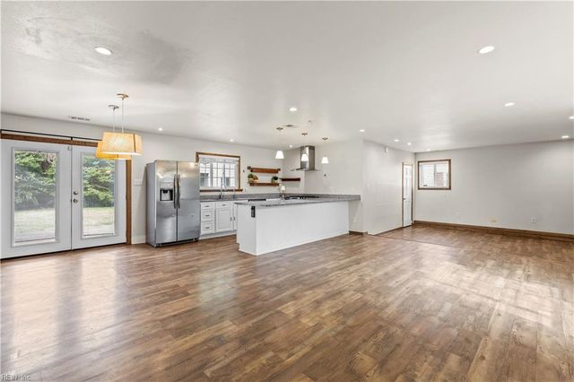 437 Malibu DR, Virginia Beach, VA 23452