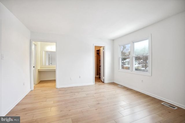 5 BRIARSTONE LN, Gaithersburg, MD 20877