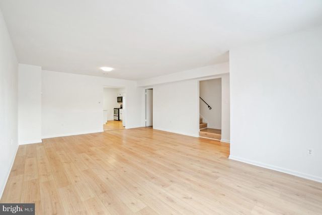 5 BRIARSTONE LN, Gaithersburg, MD 20877