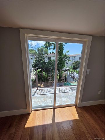 14617 229th Street, Springfield Gardens, NY 11413