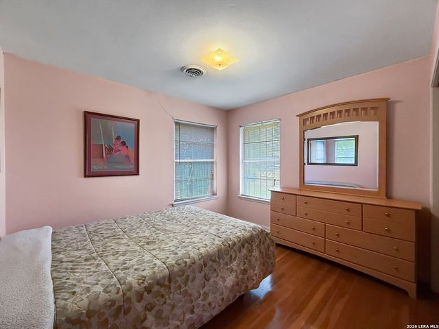 4503 Bikini Dr, San Antonio, TX 78218