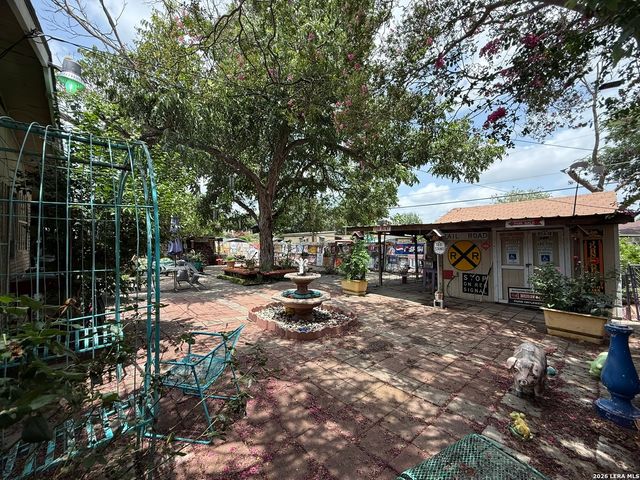 4503 Bikini Dr, San Antonio, TX 78218