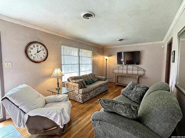 4503 Bikini Dr, San Antonio, TX 78218