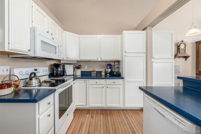 1195 S Allison Street, Lakewood, CO 80232