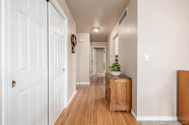 1195 S Allison Street, Lakewood, CO 80232