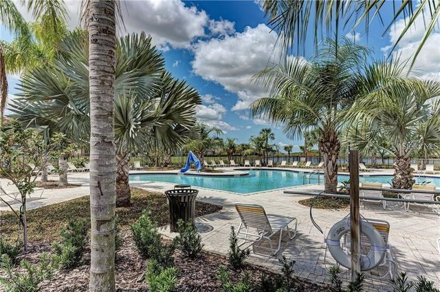 10267 NEWMINSTER LOOP, Ruskin, FL 33573