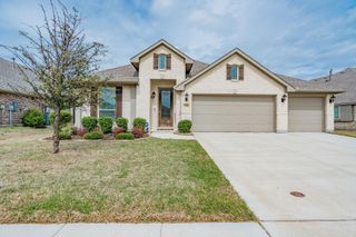 330 Roscoe Drive, Fate, TX 75087