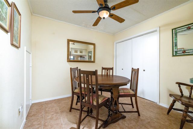 2331 N Davis Drive A, Arlington, TX 76012