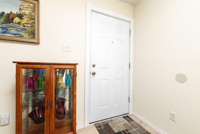 2331 N Davis Drive A, Arlington, TX 76012