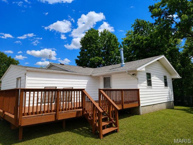 111 Churchill Court, Maryland Heights, MO 63043