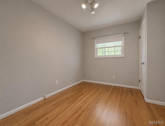 111 Churchill Court, Maryland Heights, MO 63043