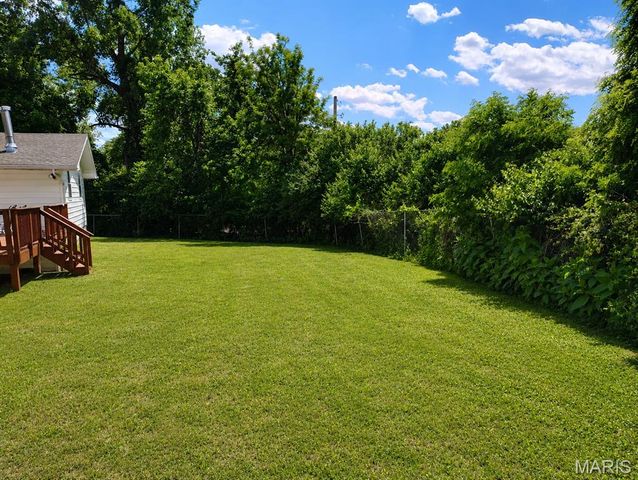 111 Churchill Court, Maryland Heights, MO 63043
