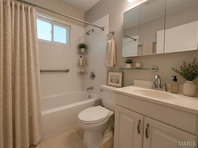 111 Churchill Court, Maryland Heights, MO 63043