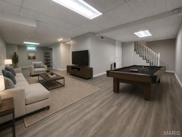 111 Churchill Court, Maryland Heights, MO 63043
