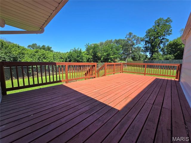 111 Churchill Court, Maryland Heights, MO 63043