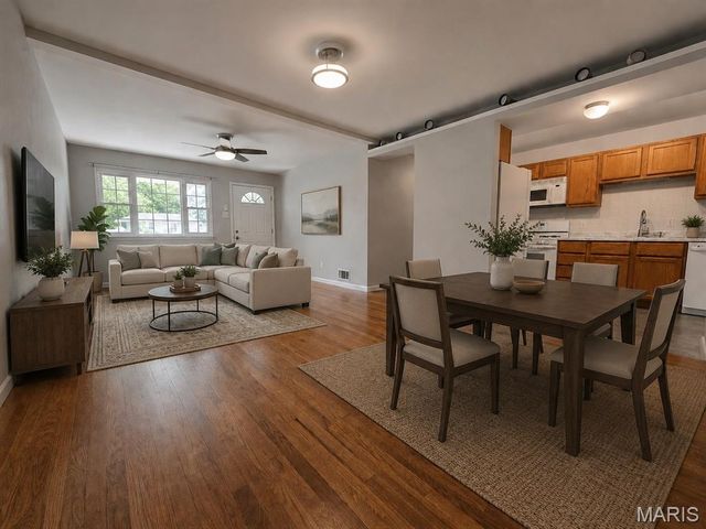 111 Churchill Court, Maryland Heights, MO 63043