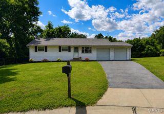 111 Churchill Court, Maryland Heights, MO 63043