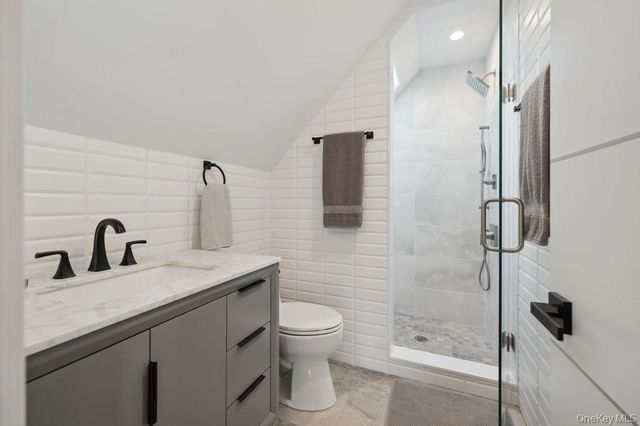 45 Ditch Plains Road, Montauk, NY 11954