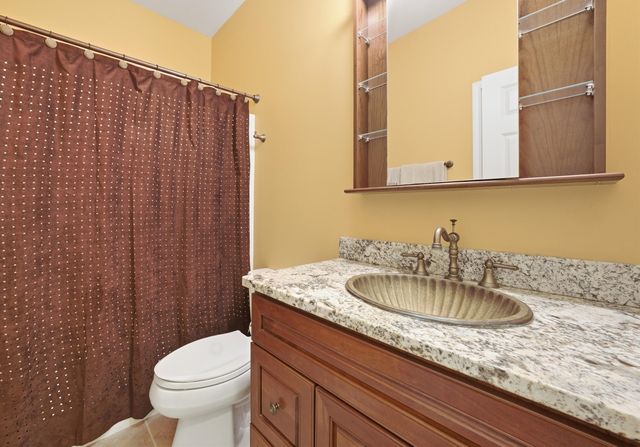 25155 S Stoney Island Avenue, Crete, IL 60417