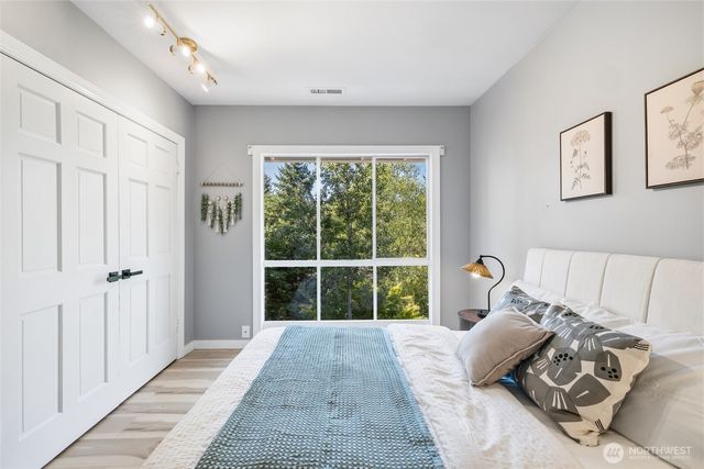 3204 142nd Place NE, Bellevue, WA 98007