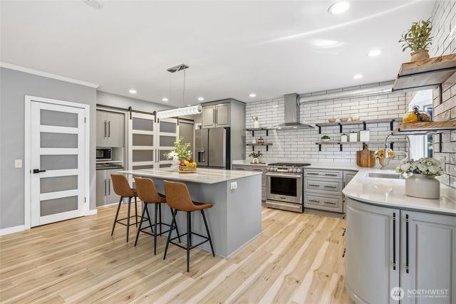 3204 142nd Place NE, Bellevue, WA 98007