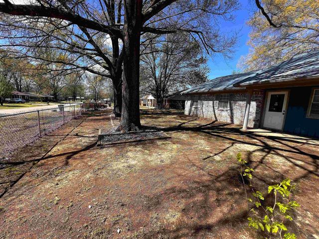 712 McCulloch, Beebe, AR 72012