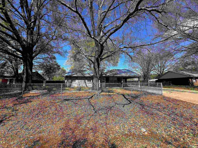 712 McCulloch, Beebe, AR 72012