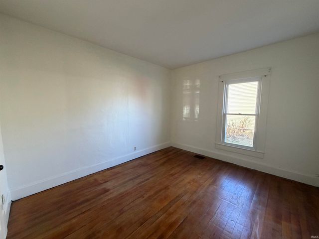 277 N East Street, Spencer, IN 47460