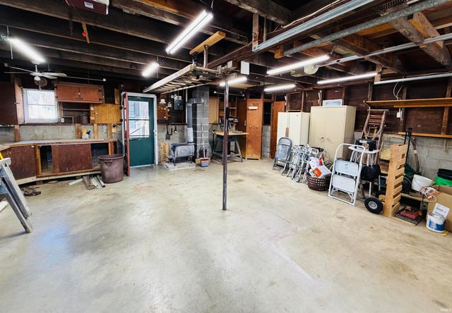 277 N East Street, Spencer, IN 47460