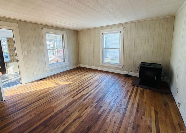 277 N East Street, Spencer, IN 47460