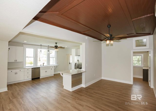 13175 Illinois Street, Elberta, AL 36530