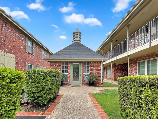7920 Rockwood LN 131, Austin, TX 78757