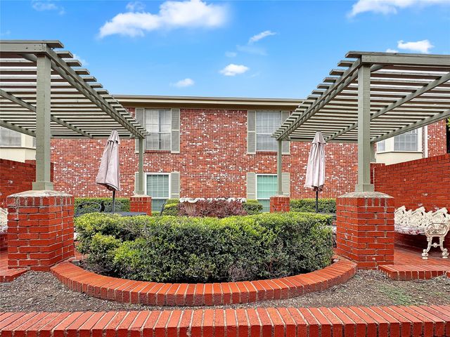 7920 Rockwood LN 131, Austin, TX 78757