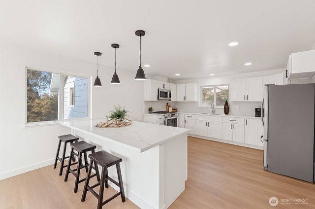 8305 Duncan Ave S, Seattle, WA 98118