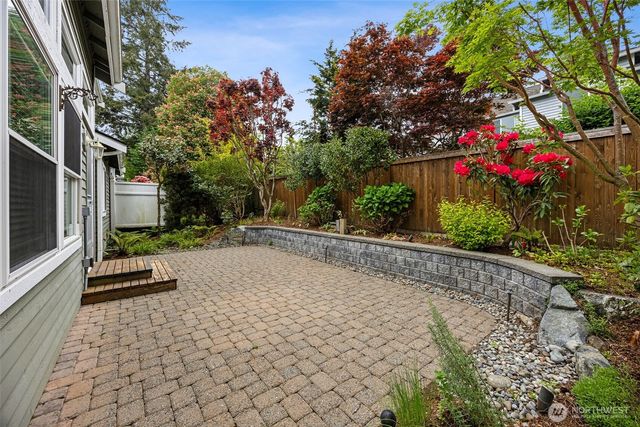 24324 SE 41st Lane, Issaquah, WA 98029