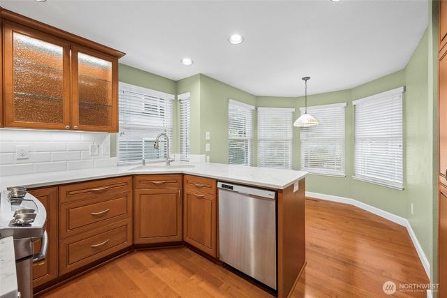 24324 SE 41st Lane, Issaquah, WA 98029